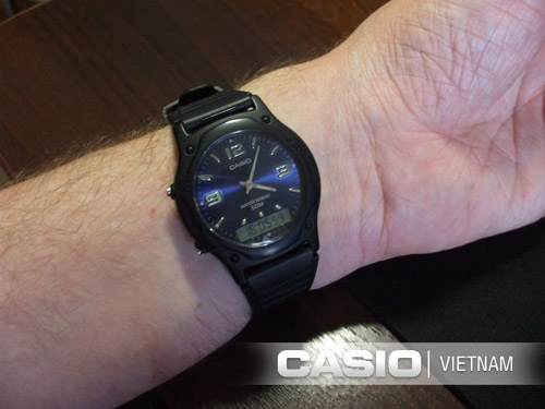 Đồng hồ Casio Ôm trọn cổ tay của phái manh