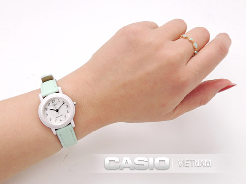 Đồng hồ Casio Thiết kế năng động tinh tế