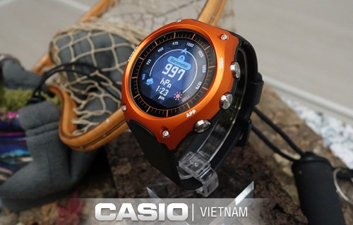 Đồng hồ Casio ProTrek WSD-F10-RG màn hình LCD rõ nét