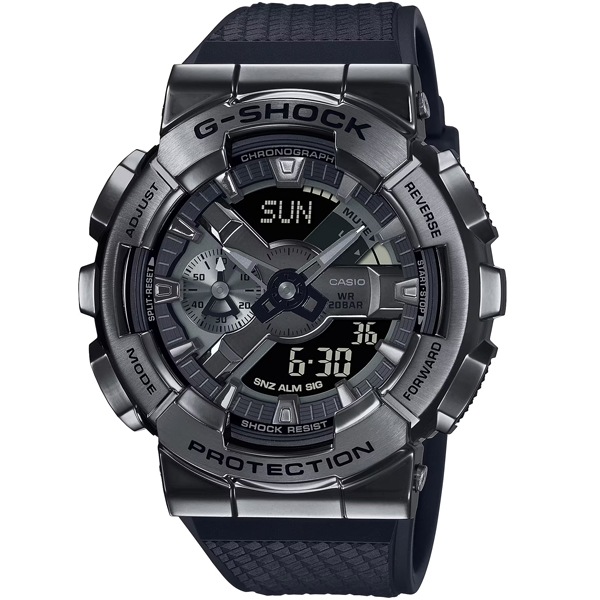 GM-110BB-1A | Đồng Hồ Casio | G-Shock | Dây Nhựa | Gờ Mạ Ion Đen | Chống Nước WR20BAR