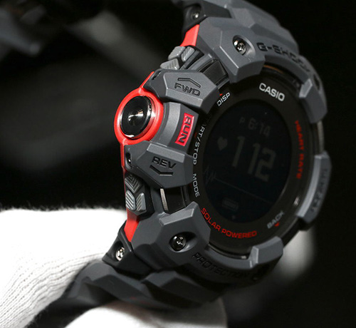 chi tiết mắt đồng hồ casio g shock GBD-H1000-8DR